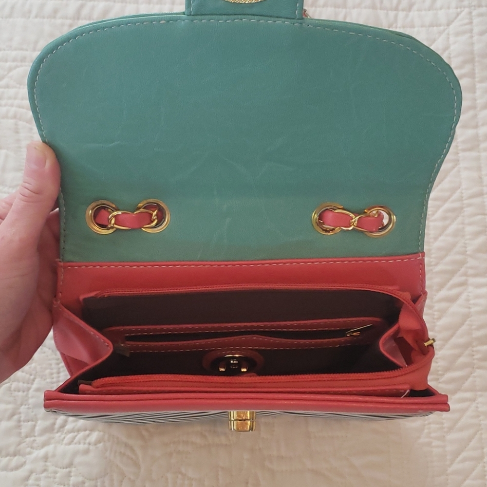 Modcloth purse - Picture 3 of 3